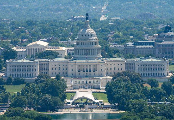 Senado de Estados Unidos avanza proyecto para frenar guerra en Irán