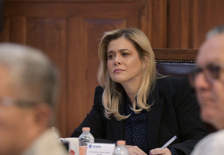 Maru Campos denunciará a la FGR por violar fuero constitucional