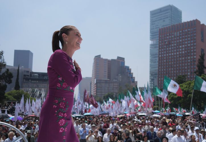 Sheinbaum conmemora su triunfo electoral y logros de su administración