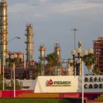 Nuevo director de Pemex ‘presume’ 5 trimestres de producción petrolera estable; así es cómo lo logró