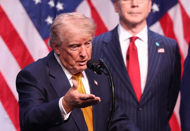 Trump desiste cobrar tarifa en el estrecho de Ormuz… pero pide inversiones