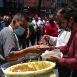México crece desde las ‘sombras’: Negocios fuera del alcance del SAT sostienen la economía